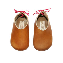 Load image into Gallery viewer, Baby Bella (Natural leather clog)
