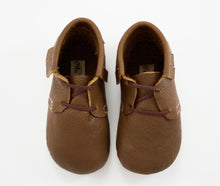Load image into Gallery viewer, Simple Simon Tassel Boot (Brown)
